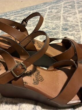 Mudd Brown Strappy Wedge Sandals with Ankle Buckle